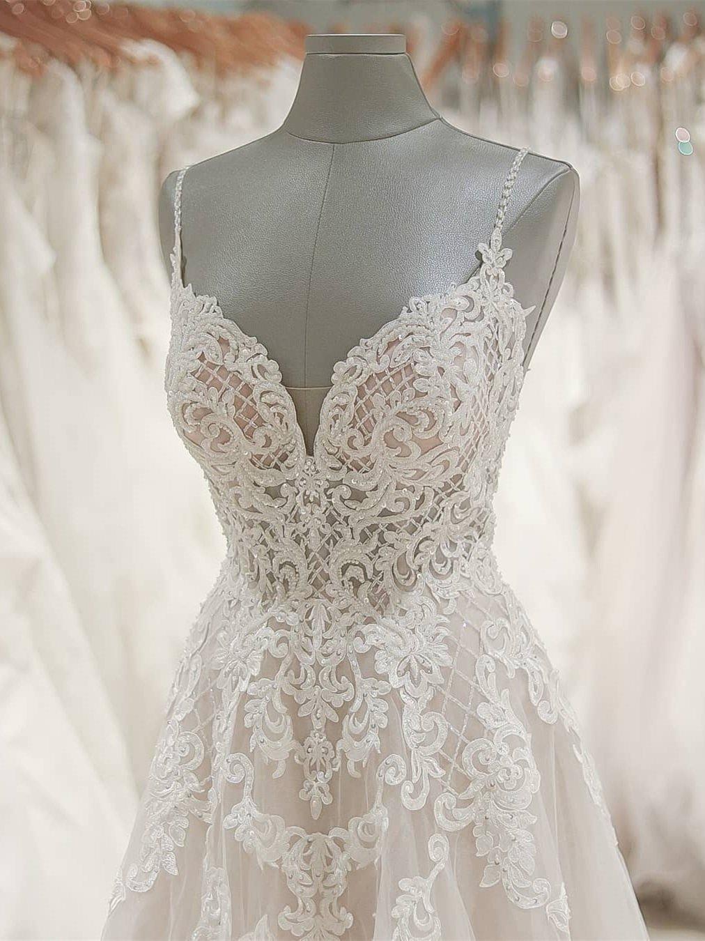 Strap V Neck Beach Wedding Dresses Backless Ivory Tulle Wedding Dress WD309
