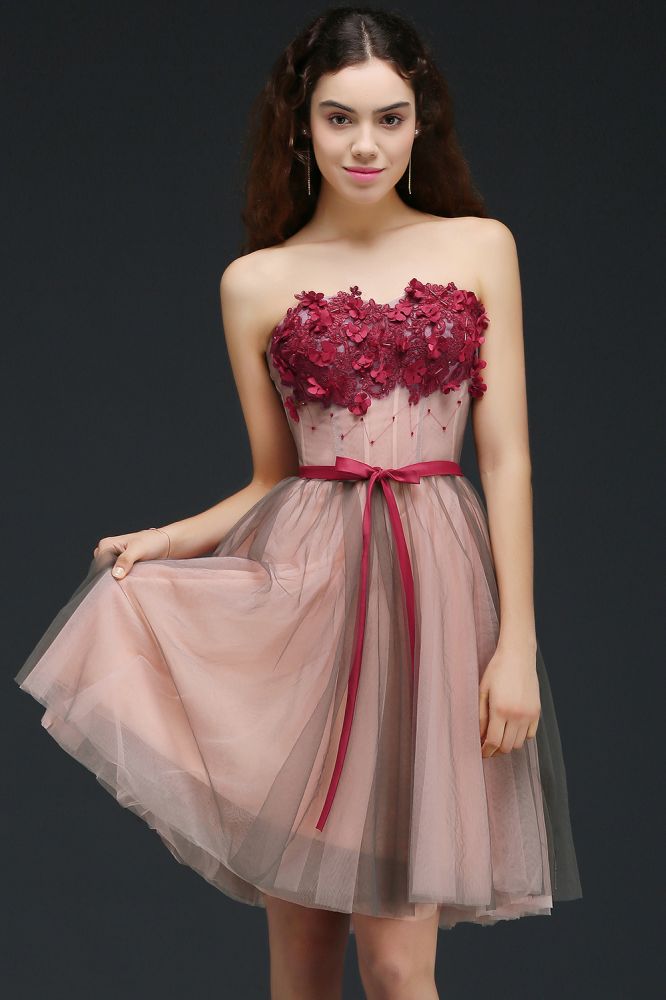 Vestido de princesa de tul sin tirantes hasta la rodilla para regreso a casa