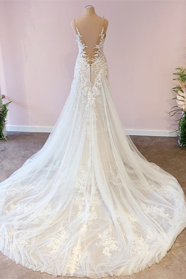 Atemberaubendes langes A-Linien-Brautkleid aus Tüll mit Herzausschnitt und Spitzenapplikationen