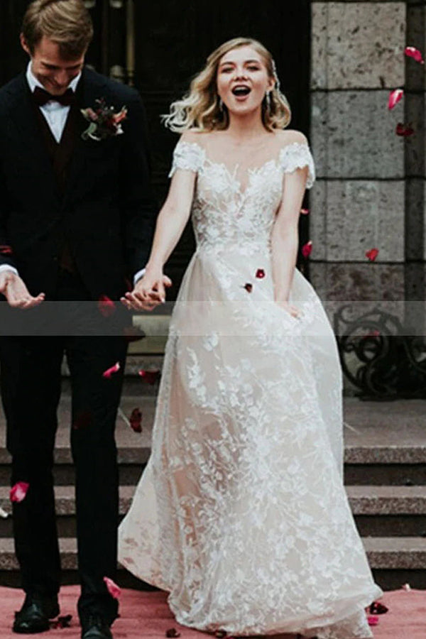 Atemberaubendes schulterfreies Brautkleid mit Blumenspitze im Prinzessinnen-Stil