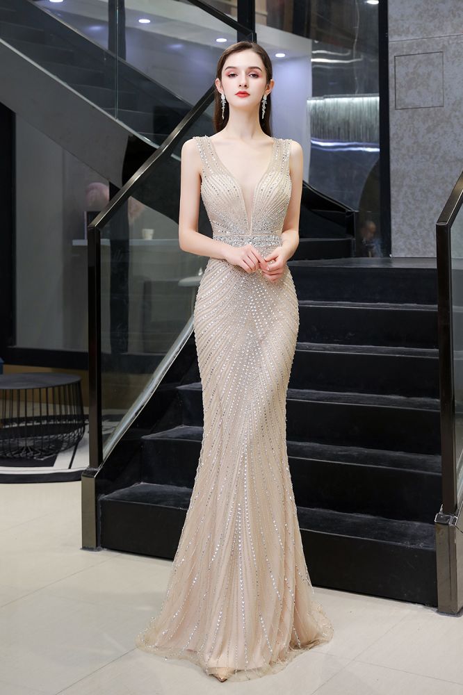 Stilvolles, tiefes, ärmelloses, mit Perlen verziertes, silbernes, schmales Meerjungfrau-Partykleid