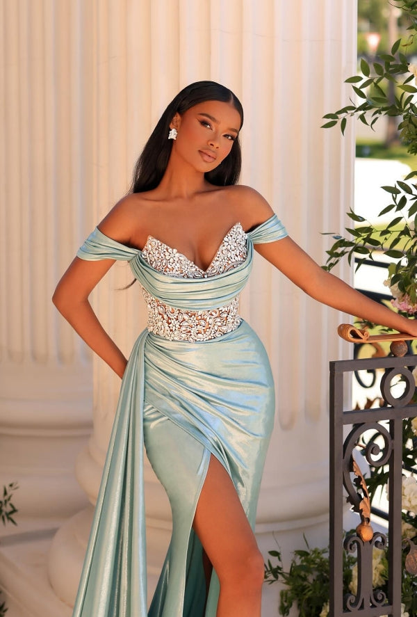 Stilvolles langes Meerjungfrau-Ballkleid mit schulterfreiem V-Ausschnitt, Spitze, Strasssteinen und Schlitz