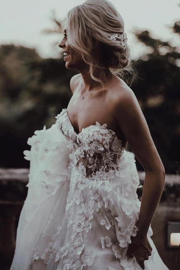 Sweetheart A-line Wedding Dresses Tulle Appliqued Gowns WD466