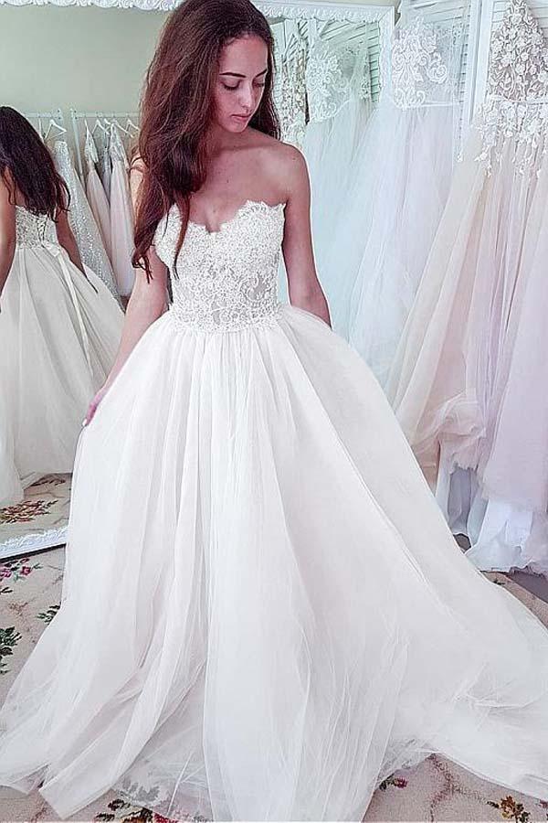 Tulle Sweetheart Neckline A-line Wedding Dresses With Lace Appliques WD362