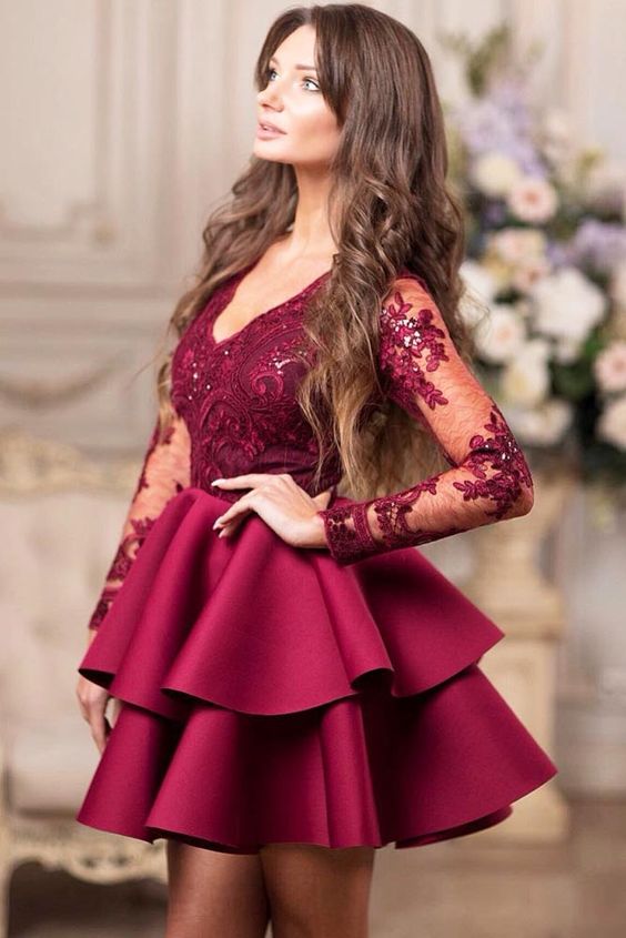 Vestido de fiesta vintage corto de satén con escote en V, encaje y mangas