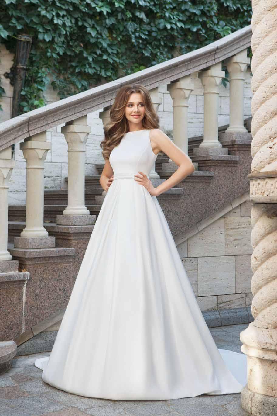 Wedding Dresses Scoop A-line Long Train Simple Satin Bridal Gown WD449