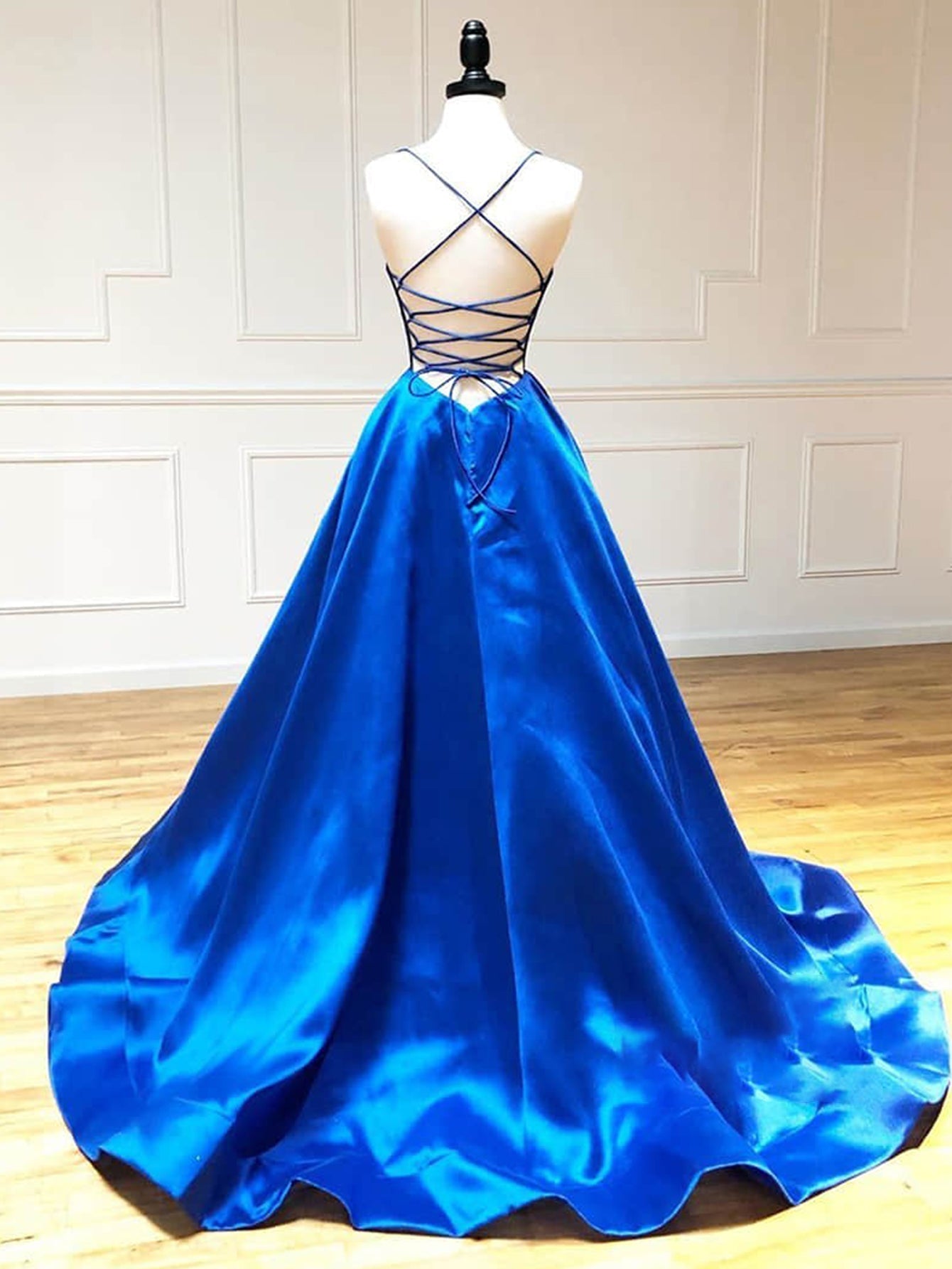 Königsblaues langes Ballkleid aus Satin in A-Linie mit V-Ausschnitt