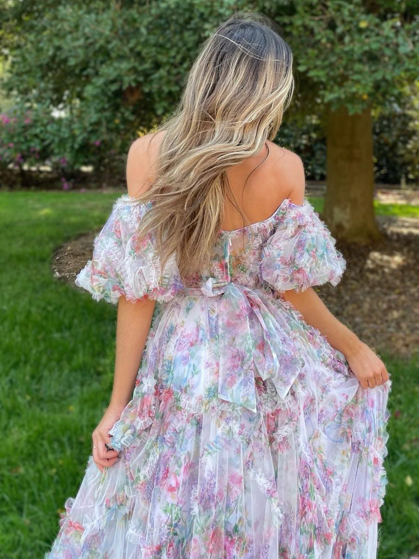 Sydney | Vestido de fiesta largo de tul con escote en forma de corazón y estampado