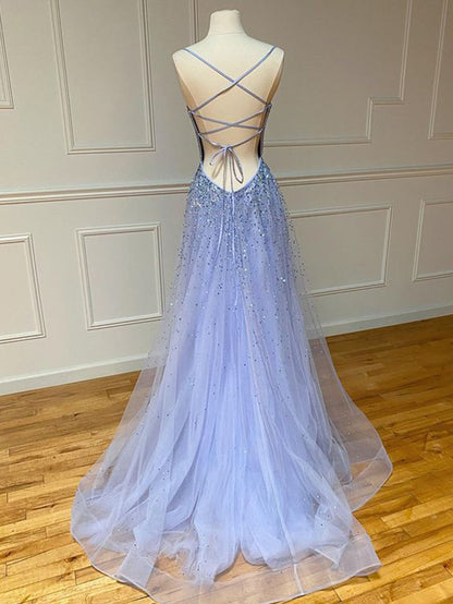 Hellblaues langes Ballkleid aus Glitzertüll