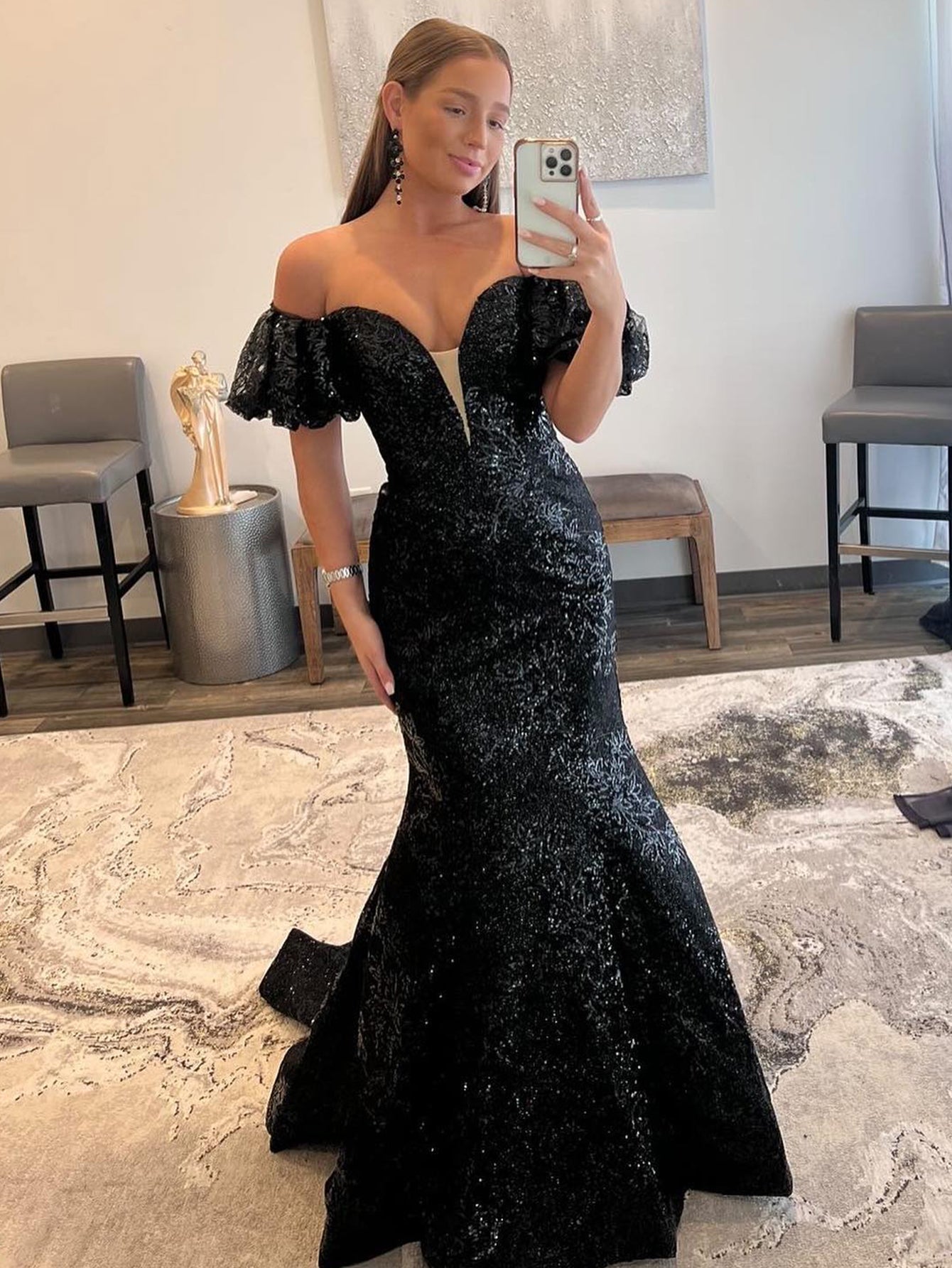 Schwarzes trägerloses langes Meerjungfrau-Ballkleid mit Pailletten