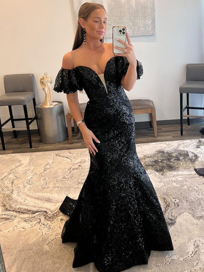 Schwarzes trägerloses langes Meerjungfrau-Ballkleid mit Pailletten