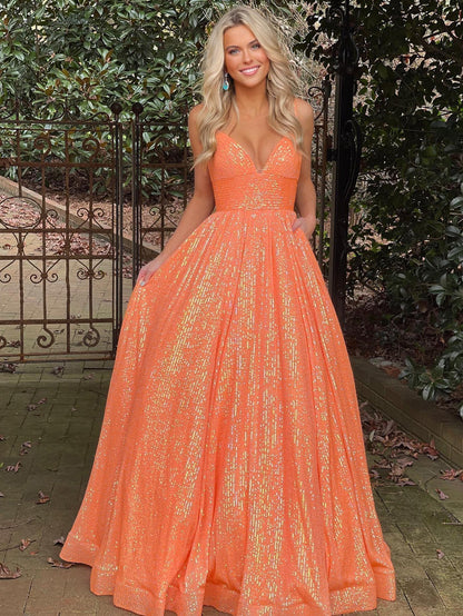 Hayden | Langes Ballkleid mit Pailletten und V-Ausschnitt in A-Linie