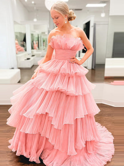 Vanessa | Trägerloses A-Linien-Ballkleid aus gestuftem Tüll mit Knittermuster