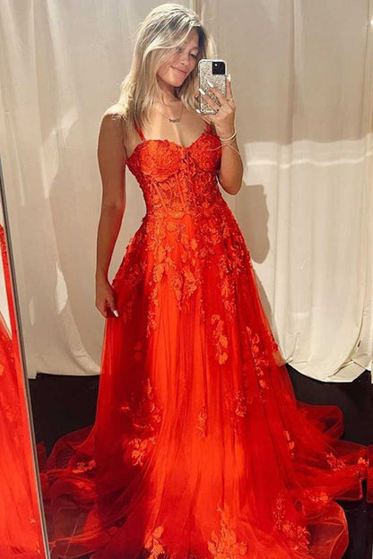 Mariana | A-Linien-Ballkleid aus Spitzentüll mit Herzausschnitt und Schlitz