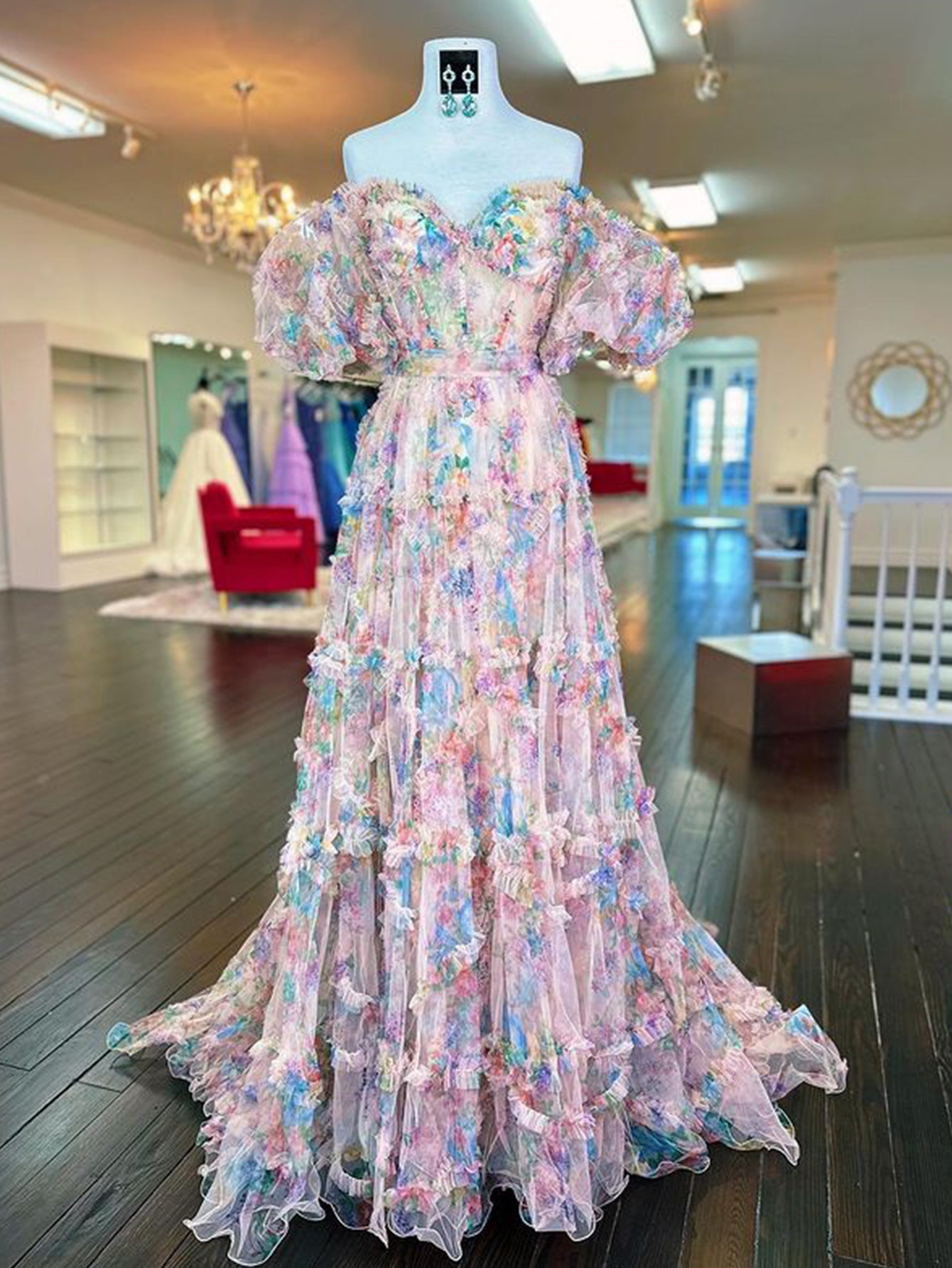 Sydney | Vestido de fiesta largo de tul con escote en forma de corazón y estampado