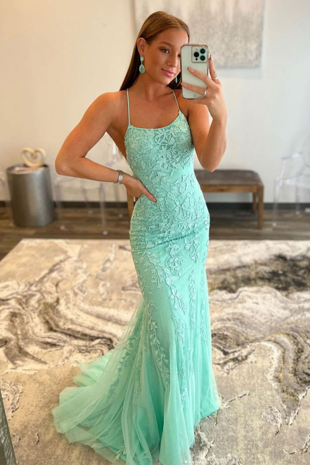 Lucille |Robe de bal sirène en dentelle à bretelles spaghetti