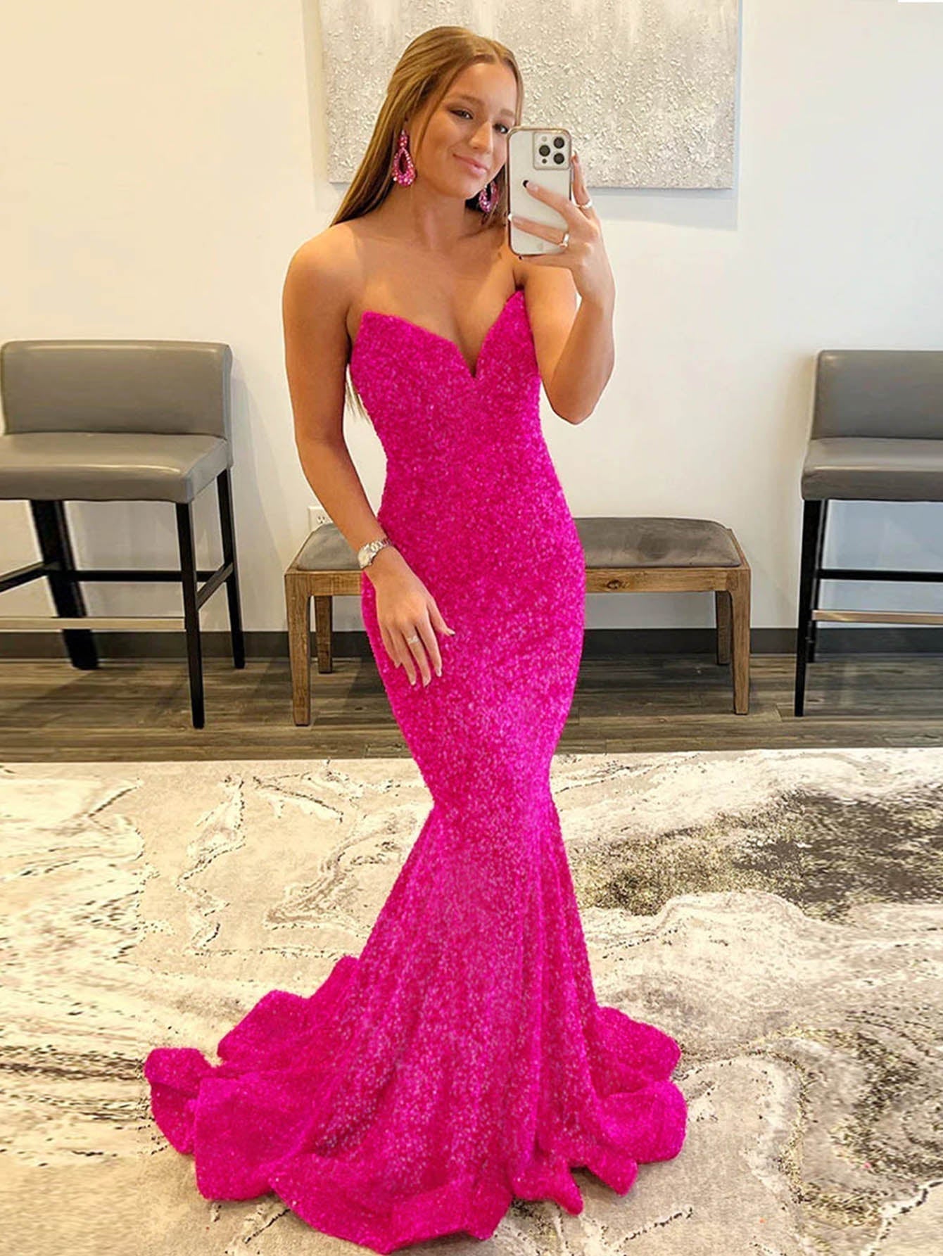 LAURYN | VESTIDO DE FIESTA DE SIRENA CON CUELLO CORAZÓN Y LENTEJUELAS