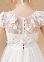 Bodenlanges elfenbeinfarbenes Kleid zur Erstkommunion aus Chiffon und Tüll 