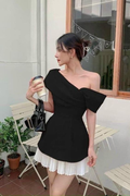 Schwarzes A-Linien-Heimkehrkleid mit Patchwork in Schwarz und Weiß Y5825