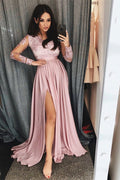 Elegantes A-Linien-Ballkleid aus Spitze mit langen Ärmeln, Schlitz vorn und Schleppe