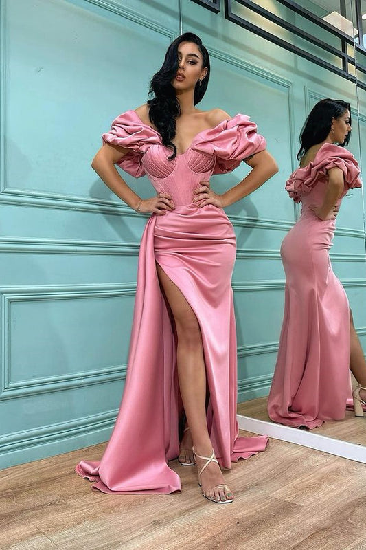 Meerjungfrau-Ballkleid mit Schlitz vorn in Rosenblütenrosa und schulterfreiem