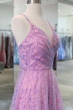 Glänzendes, rückenfreies, langes, lila Ballkleid mit V-Ausschnitt, rückenfreies, lila Abendkleid für den Abschluss Y917