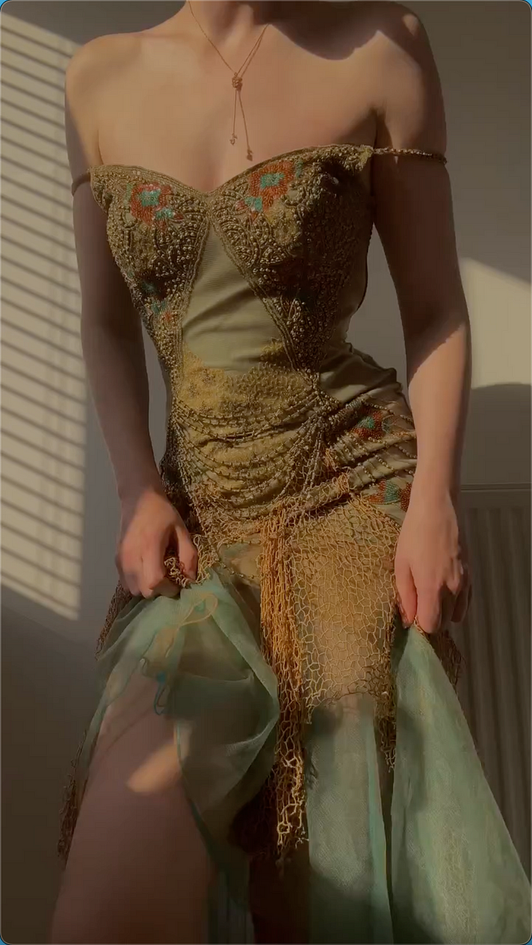 Einzigartiges schulterfreies Chiffon-Tüll-Ballkleid, langes Meerjungfrau-Abendkleid Y8301