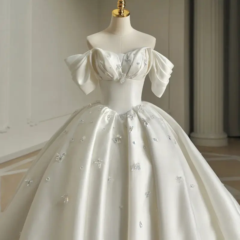 Heavy Industry Luxus Satin Tail Brautkleid Y6858