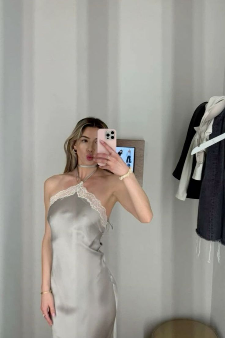 Sexy Neckholder Satin Spitze Party Abendkleid Y8169
