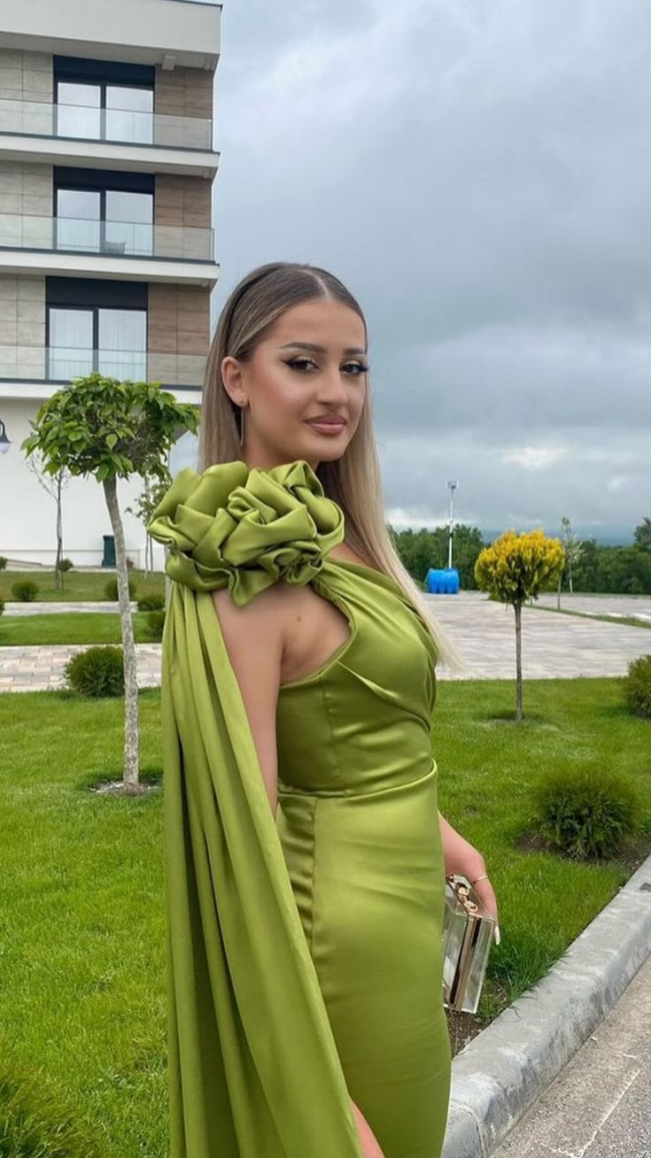 Sexy Etuikleid Langes Party-Abschlussballkleid Olivgrün Ein-Schulter-Abschlussball-Abendkleid Y8009