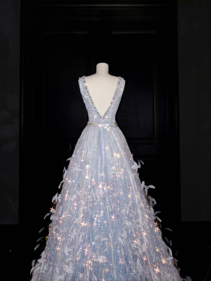 Glamouröses A-Linien-Ballkleid mit V-Ausschnitt und Tüll, Perlen und Federn, Abendkleid Y8682