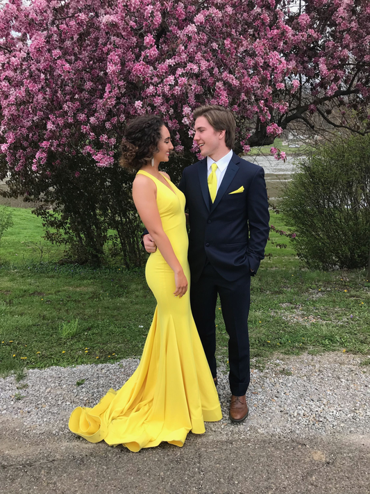 Elegante vestido de fiesta de sirena amarillo. Vestido de noche amarillo Y5707.