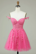 Vestido de fiesta gris corto con tirantes finos, corte A y apliques Y2397