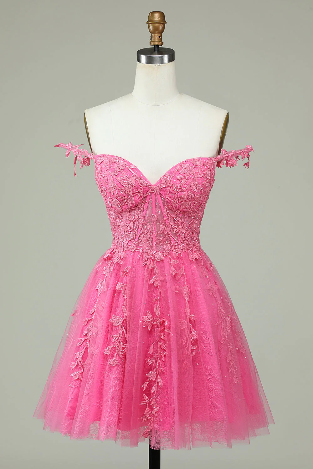 Vestido de fiesta gris corto con tirantes finos, corte A y apliques Y2397