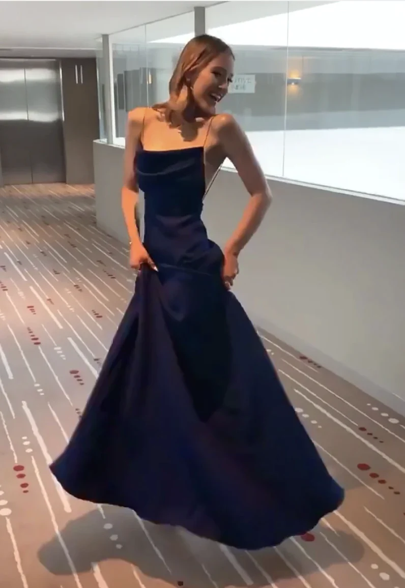 Marineblaues Spaghettiträger-Etuikleid in voller Länge, blaues Ballkleid, Abendkleid Y74
