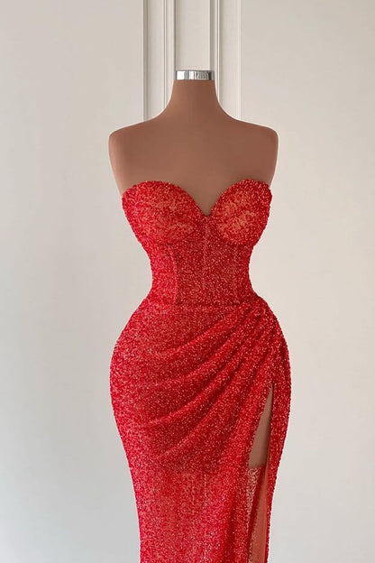 Vestido de fiesta de sirena sin mangas con escote corazón, lentejuelas y abertura hasta el muslo
