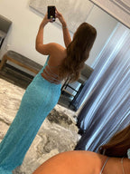 Antonella |Meerjungfrauen-Ballkleid mit V-Ausschnitt und Pailletten und Schlitz