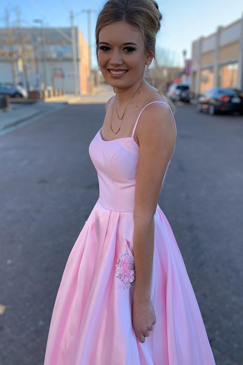 Elegantes, langes Ballkleid in A-Linie mit Trägern und Perlentaschen in Rosa