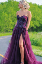 Alyssa | Pflaumenfarbenes Tüll-Ballkleid mit Herzausschnitt und Schlitz