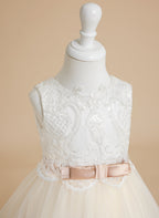 Vestido de fiesta/princesa de tul con cola larga color marfil para niña de las flores
