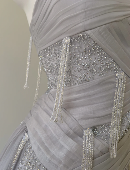 Vestido de fiesta elegante de tul morado con lentejuelas y borlas, corte en A, Y8586