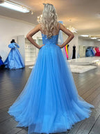Ximena | Precioso vestido de fiesta de tul azul con apliques, corte en A y un solo hombro