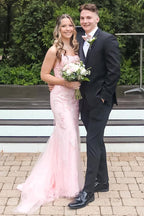 Vestido de fiesta largo de sirena con tirantes rosas y apliques
