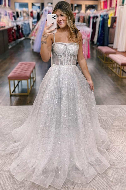Magdalena | Silbernes A-Linien-Ballkleid mit Ombre-Pailletten und Prinzessinnen-Trägern