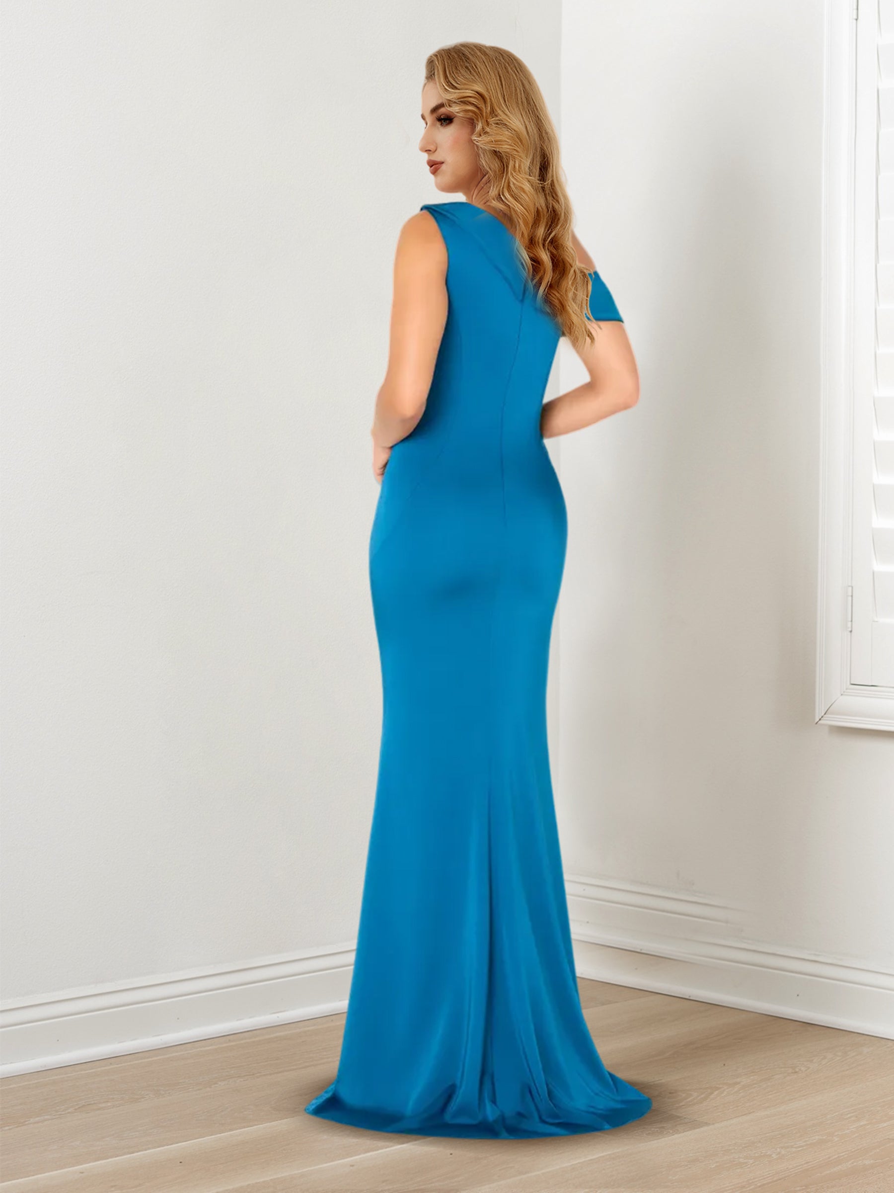 Vestidos de madre de la novia sin mangas de un solo hombro con corte trompeta/sirena y chal