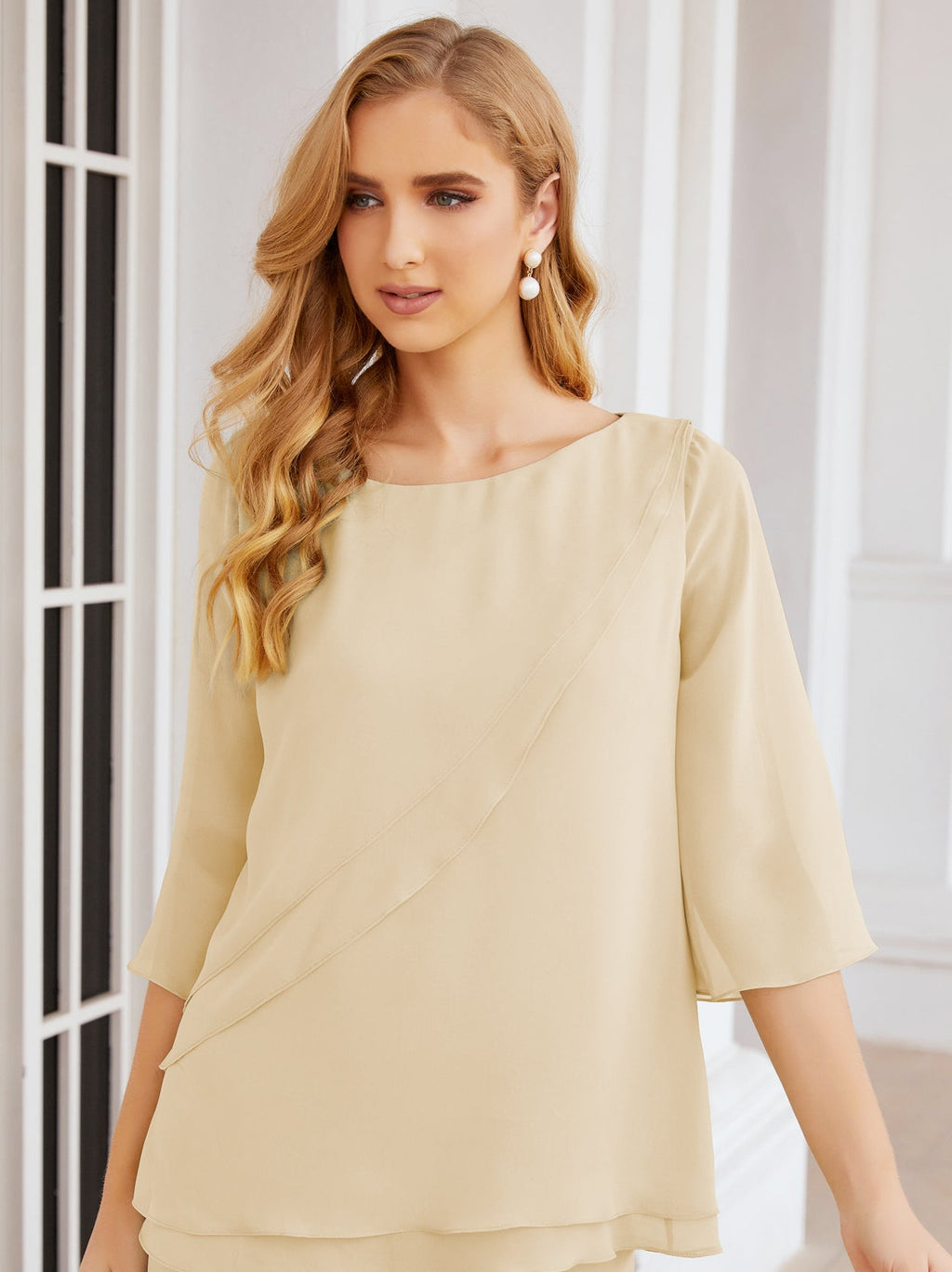 Elegante vestido de dos piezas para madre de la novia, talla grande, pantalón, capas con volantes, bata plateada SY28064 