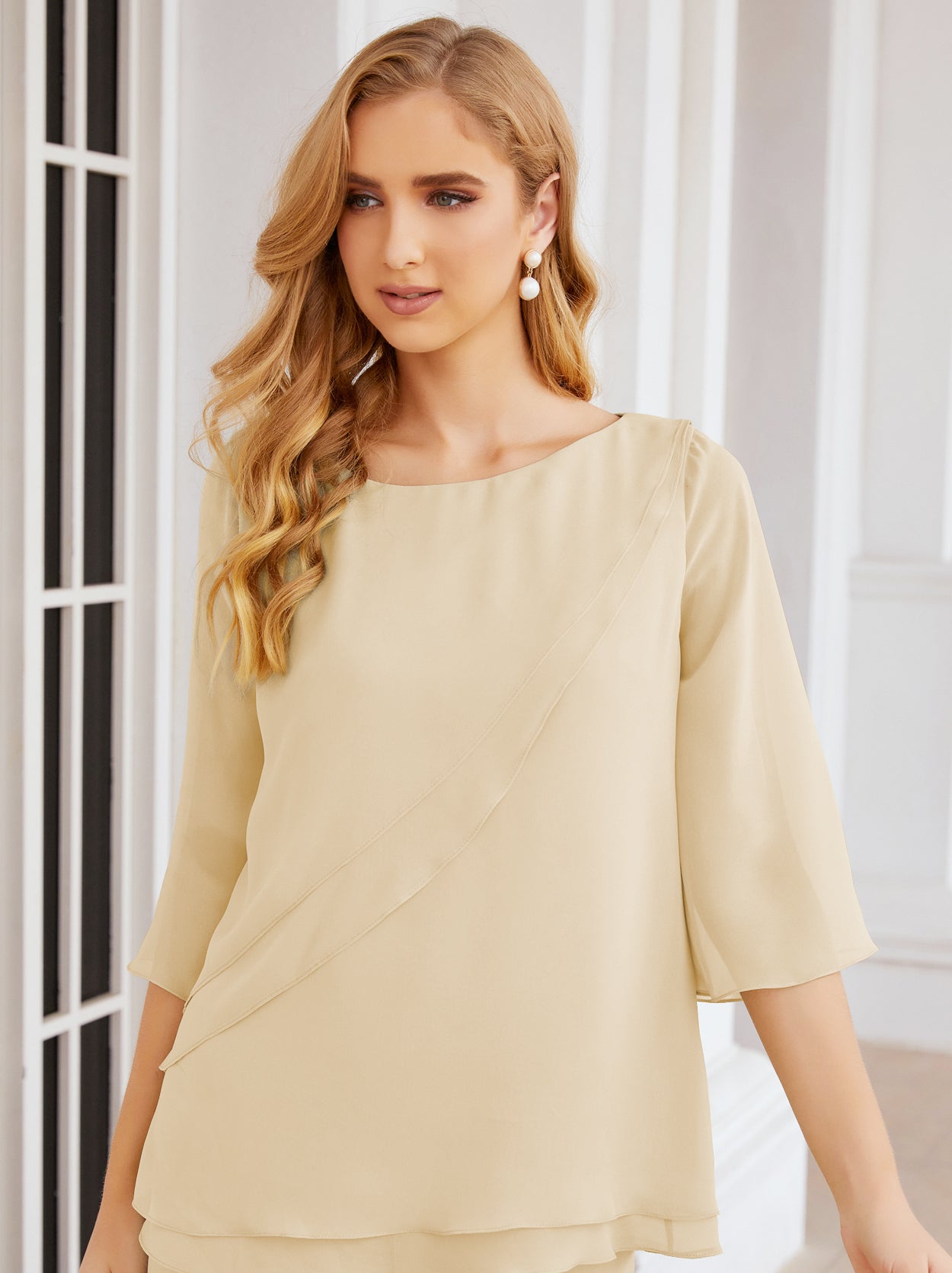 Elegante vestido de dos piezas para madre de la novia, talla grande, pantalón, capas con volantes, bata plateada SY28064 