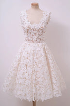 Elegantes vestidos de fiesta cortos de encaje con corte en A