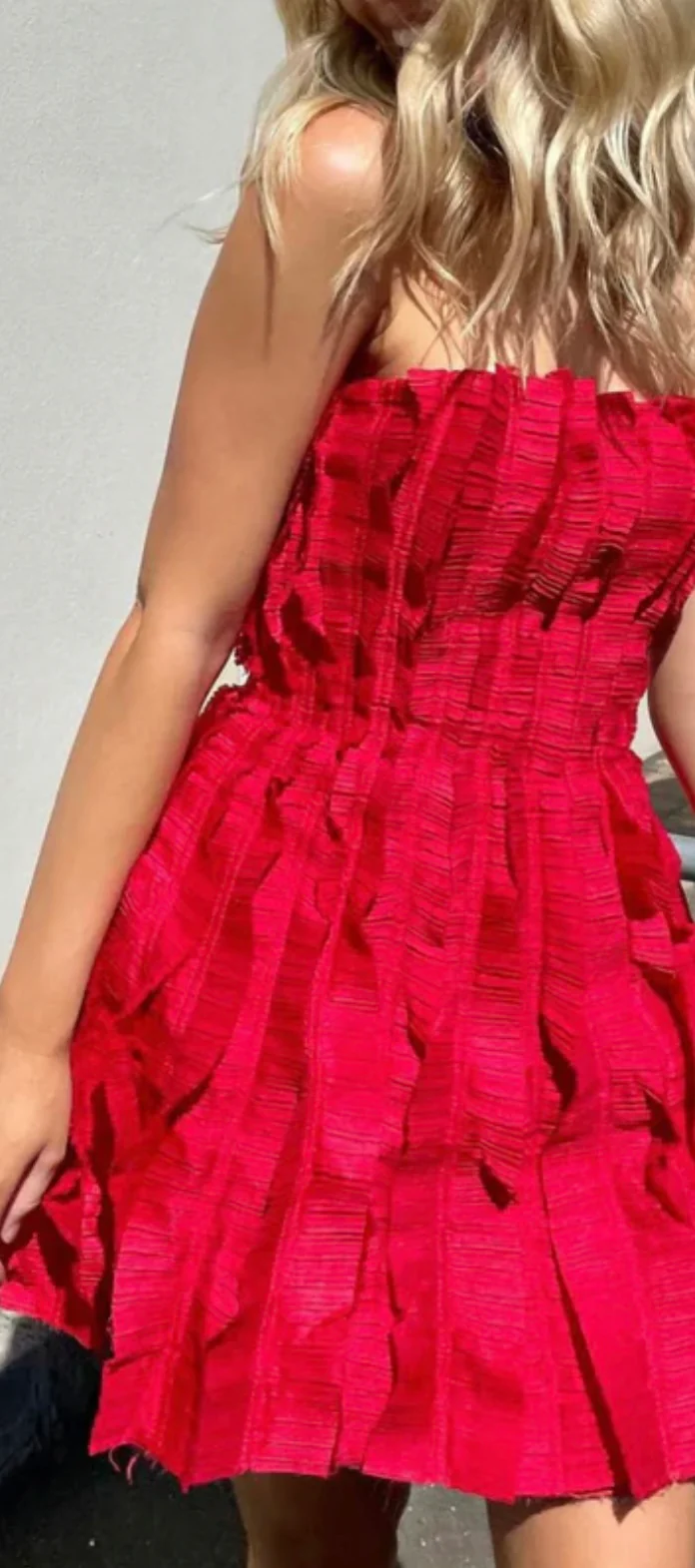 Trägerloses rotes Rüschen-A-Linien-Heimkehrkleid, Mini-Ballkleid Y8004