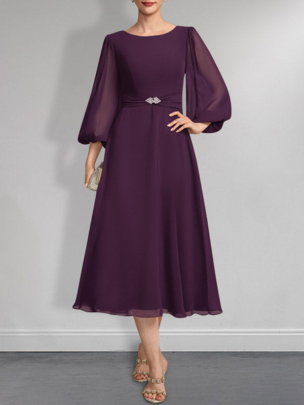 Vestido de gasa para madre de la novia, corte A, escote redondo, largo hasta la rodilla, plisado, con broche de cristal